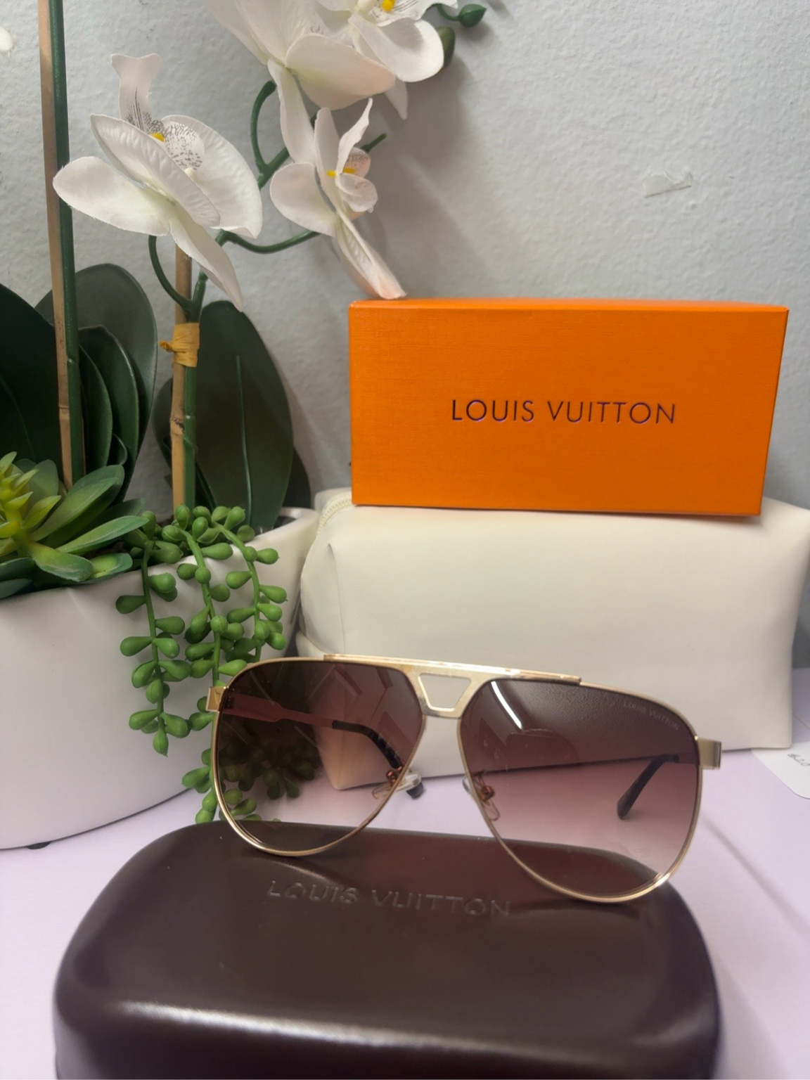 Lentes de Sol Estilo LV Aviador Dorados para Mujer – Café Degradado - Negro